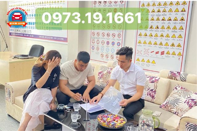 Trung Tâm có những cam kết rõ ràng, minh bạch đối với các học viên đăng ký khóa học