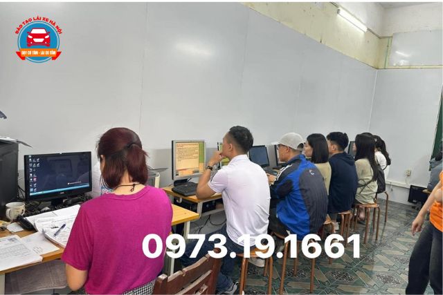 Chương trình học lái xe mình bạch, rõ ràng