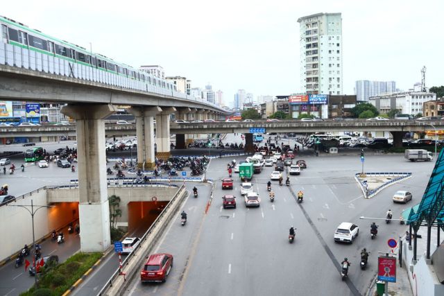 Hãy kiểm tra thị lực định kỳ để đảm bảo mắt bạn luôn tốt khi tham gia giao thông