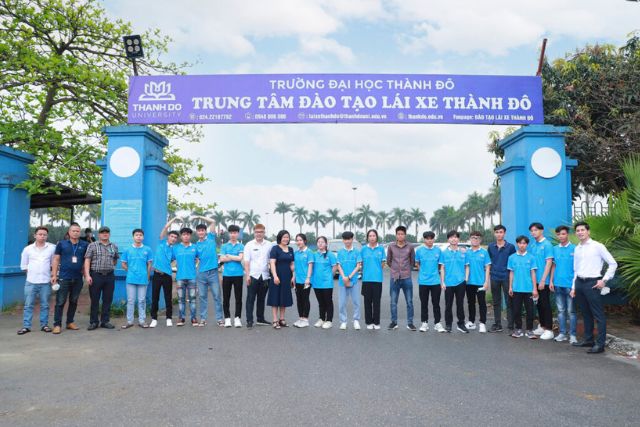 Trung Tâm dạy lái xe Thành Đô với cơ sở vật chất hiện đại
